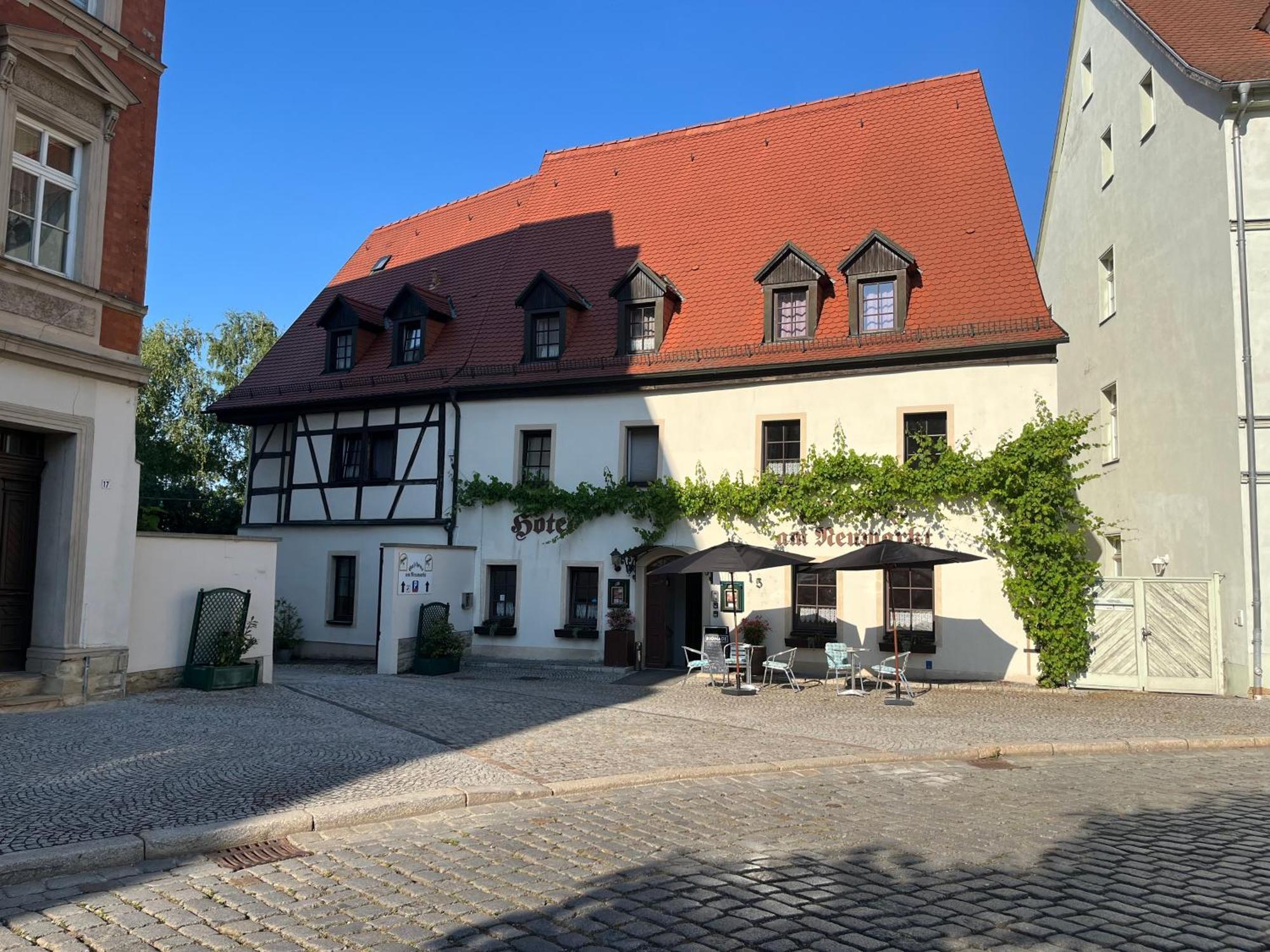 Hotel Am Neumarkt Zeitz Exterior foto